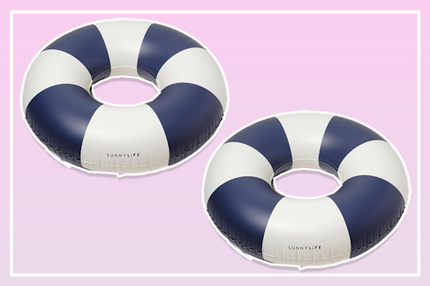 9PR gift guide for a water lover