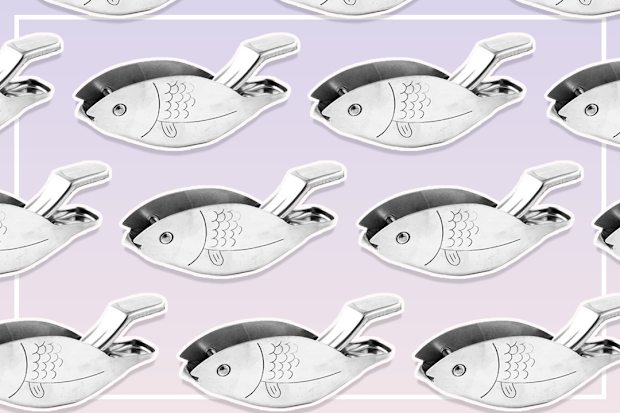 9PR Kogan fish lemon squeezer