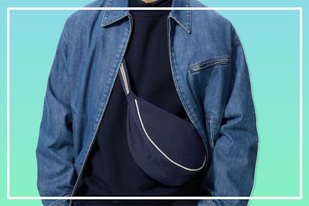 9PR: Uniqlo Round Mini Shoulder Bag