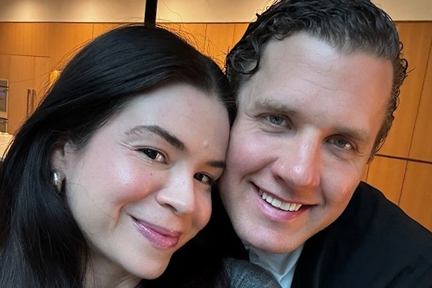 mark manson wife Fernanda Neute