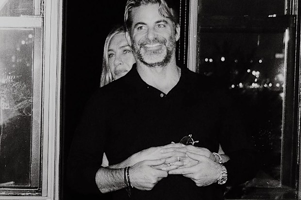 Jennifer Aniston and boyfriend Jim Curtis in an Instagram photo