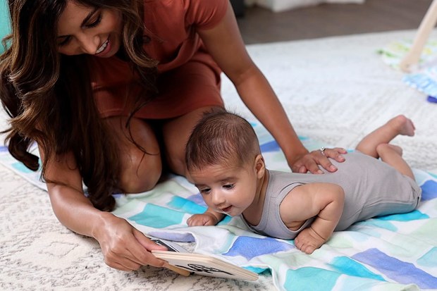 How to get your baby to love tummy time
