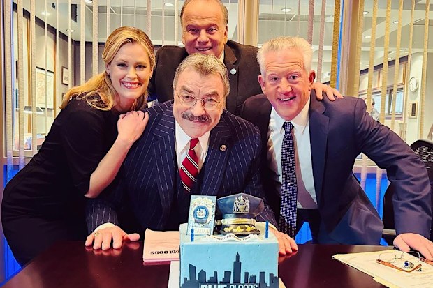 Tom Selleck and Blue Bloods cast