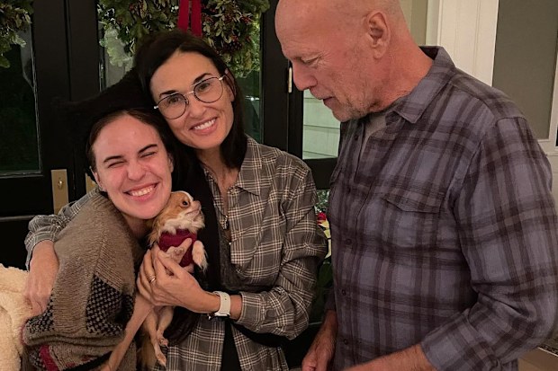 Tallulah Willis and her parents Demi Moore and Bruce Willis and Demi's dog, Pilaf.