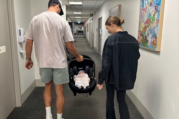 AFL star Kyle Langford welcomes first child with partner Lulu
