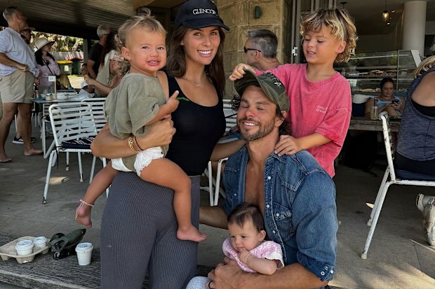 Indy Clinton with her husband, Ben Azar and children, Navy, Bambi and Soul.
