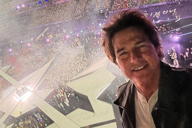 Tom Cruise posts message after Olympics Closing Ceremony stunt