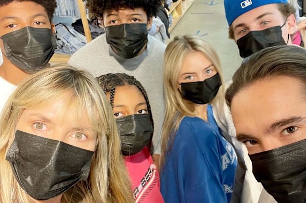 Heidi Klum shared rare family pictures to Instagram