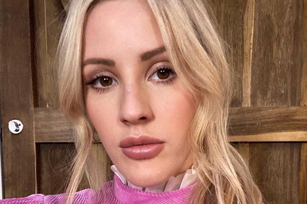 Ellie Goulding is expecting her first child.