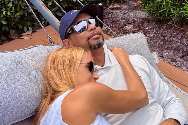 Tiger woods confirms relationship with Vanessa Trump.