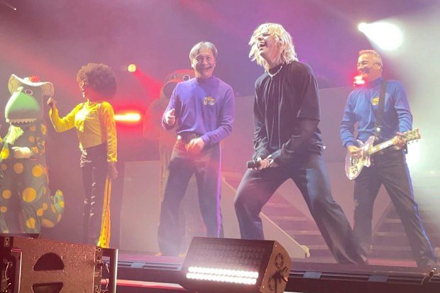 The Wiggles make surprise at The Kid Laroi gig.