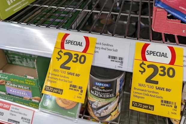 supermarket sales signs coles woolworths accc why they work so well and how customers can use them to save