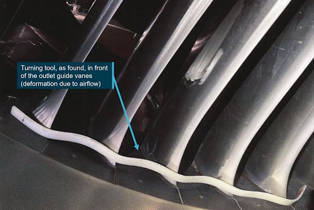 Airbus A380-842 debris found in engine on Qantas plane