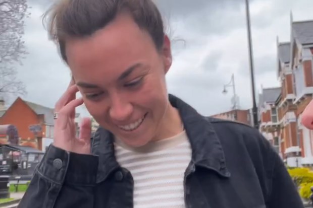 Mackenzie Arnold in the video partner Kirsty Smith shot on her phone.