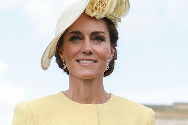kate middleton re-wears butter-yellow dress to royal garden party Kate Middleton Pairs Her Wedding Earrings with a Butter Yellow Dress at Buckingham  Palace Garden Party 2025