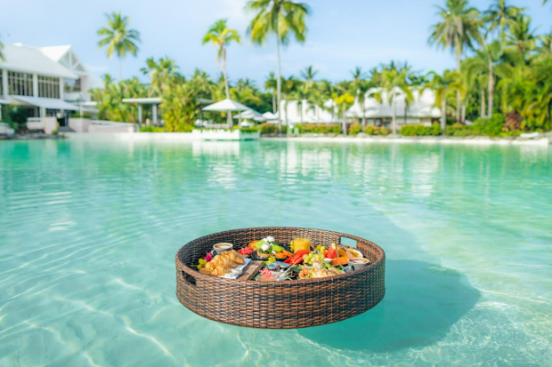 floating breakfast