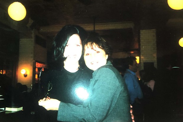 Good friends Lesley Thomas and Shele Lieberman embrace in New York City.