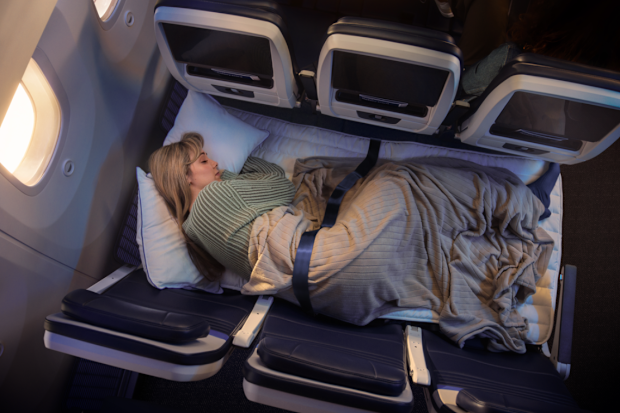united relaxed row