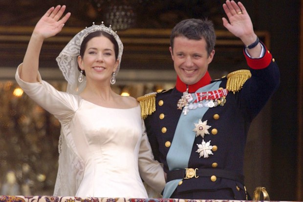 queen mary of denmark dress details