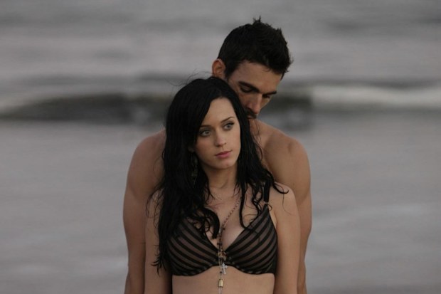 Teenage Dream music video starring Katy Perry and Josh Kloss