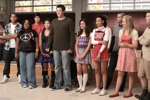 Glee cast photo - Cory Monteith, Naya Rivera, Mark Salling, Lea Michele, Dianna Agron, Chris Colfer, Amber Riley, Kevin McHale and Jenna Ushkowitz.