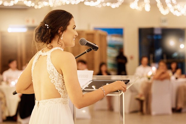 maid of honour forgets wedding speech 