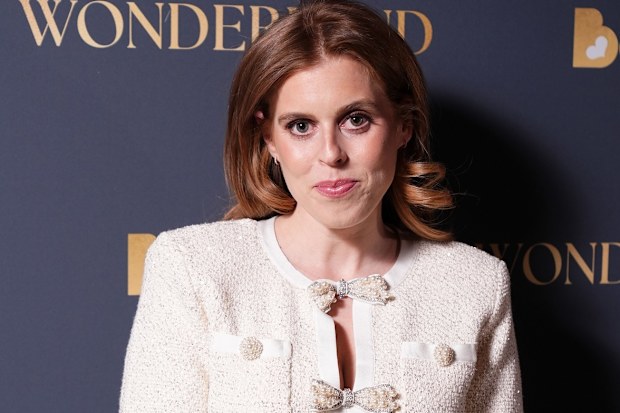 princess beatrice new photo daughter athena