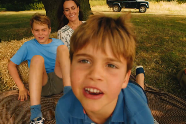 Prince George, Princess of Wales, Prince Louis in a family video