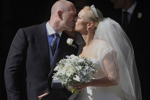 zara tindall wedding dress designer The Wedding Of Zara Phillips and Mike Tindall | Kate Middleton Photos | Zara  Phillips Photos