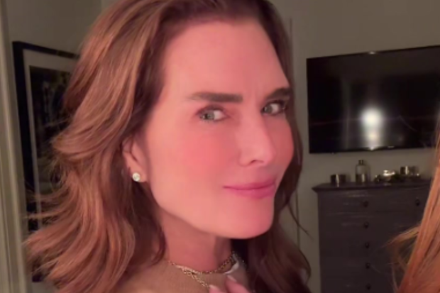 Brooke Shields makes rare comment about JFK Jr relationship
