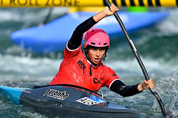Noemie Fox in action.