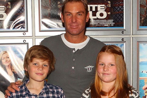 Shane Warne along with his daughter Brooke Warne (R) and son Jackson Warne 