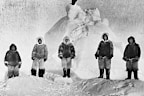<p>An expedition reached what they claimed to be the North Pole on April 6, 1909.</p><p>Matthew Henson and Robert Peary set out to be the first to reach the North Pole with a team of Greenland Inuits.</p><p>They carried 64 metric tons of whale meat, tons of coal and 130 dogs to set up a successful expedition.</p>