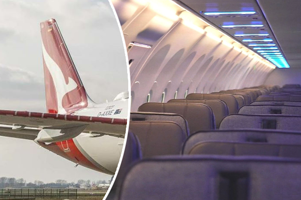 qantas plane