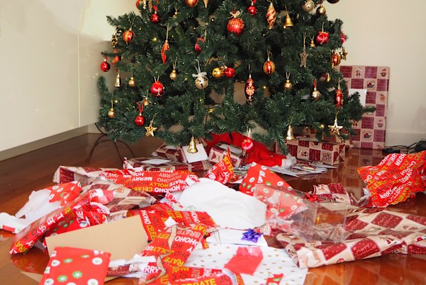 regifting unwanted christmas gifts