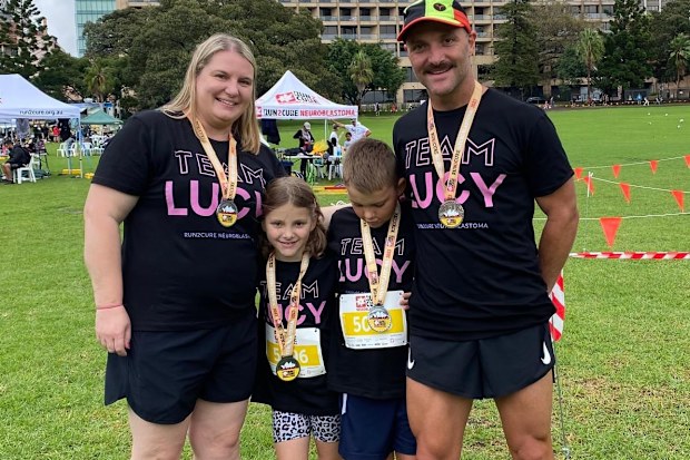 Lucy Veliades with her family at the 2023 Sydney Run2Cure.