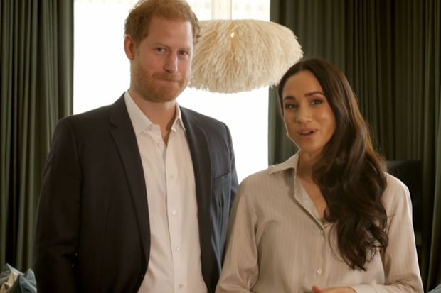 The Duke and Duchess of Sussex present Dr. Joy Buolamwini with the NAACP – Archewell Foundation Digital Civil Rights Award.
