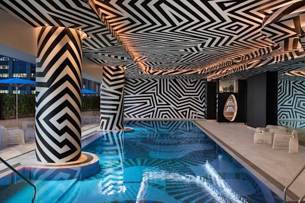 W Brisbane pool