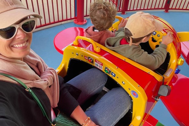 sylvia jeffreys family holiday to the gold coast queensland
