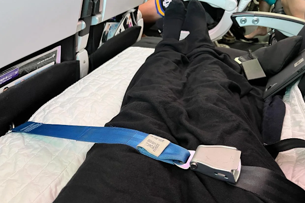 Air New Zealand Skycouch