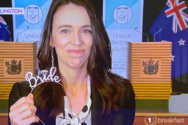 Jacinda Ardern accepts hilarious hens party gift from breakfast show hosts.