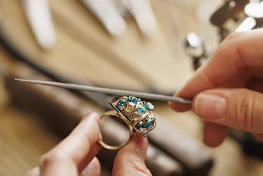 7. Jeweller - $75,000 to $100,000
