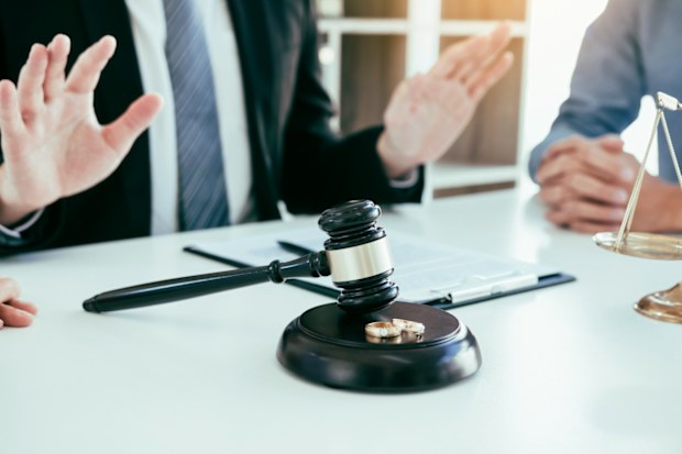 Woman sues man for $10K for standing her up on a date