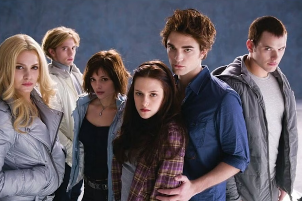 Nikki Reed, Jackson Rathbone, Ashley Greene, Kristen Stewart, Robert Pattinson, Kellan Lutz