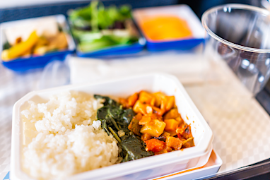 So when should you eat on the plane?