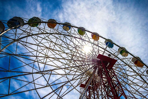 Luna Park ferris wheel