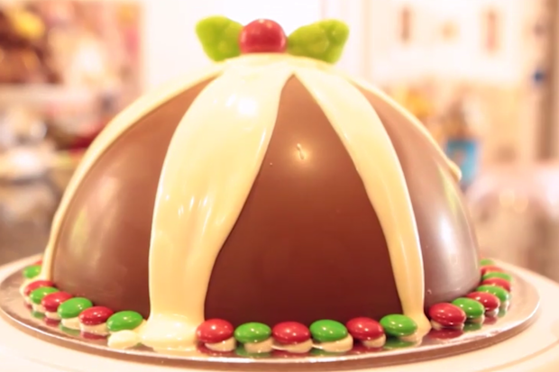 Christmas 'pudding' smash cake