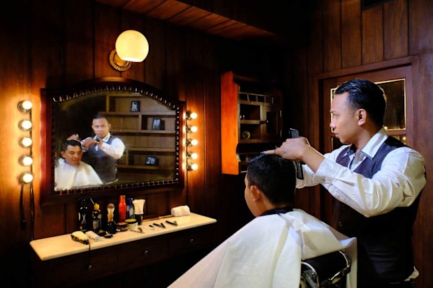 BARber