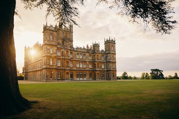Downton Abbey's Highclere Castle exterior
