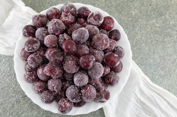 Frozen grapes